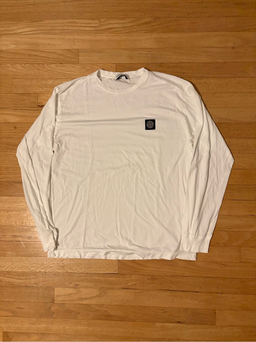 Authentic white stone island long sleeve t shirt